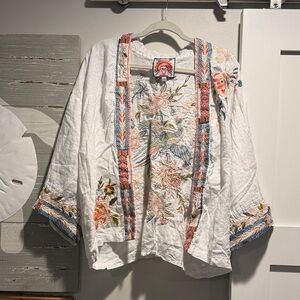 Johnny Was Embroidered White Linen Kimono Jacket with Floral Detail